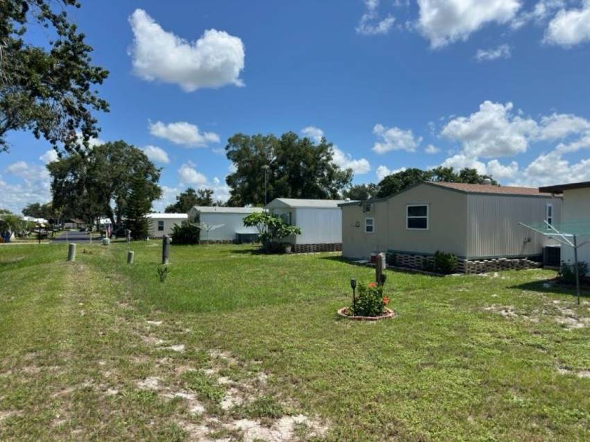 341 Sioux Drive a Winter Haven, FL Mobile or Manufactured Home for Sale